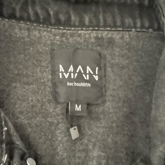 Black Jean Jacket Classic Design - Picture 3 of 3